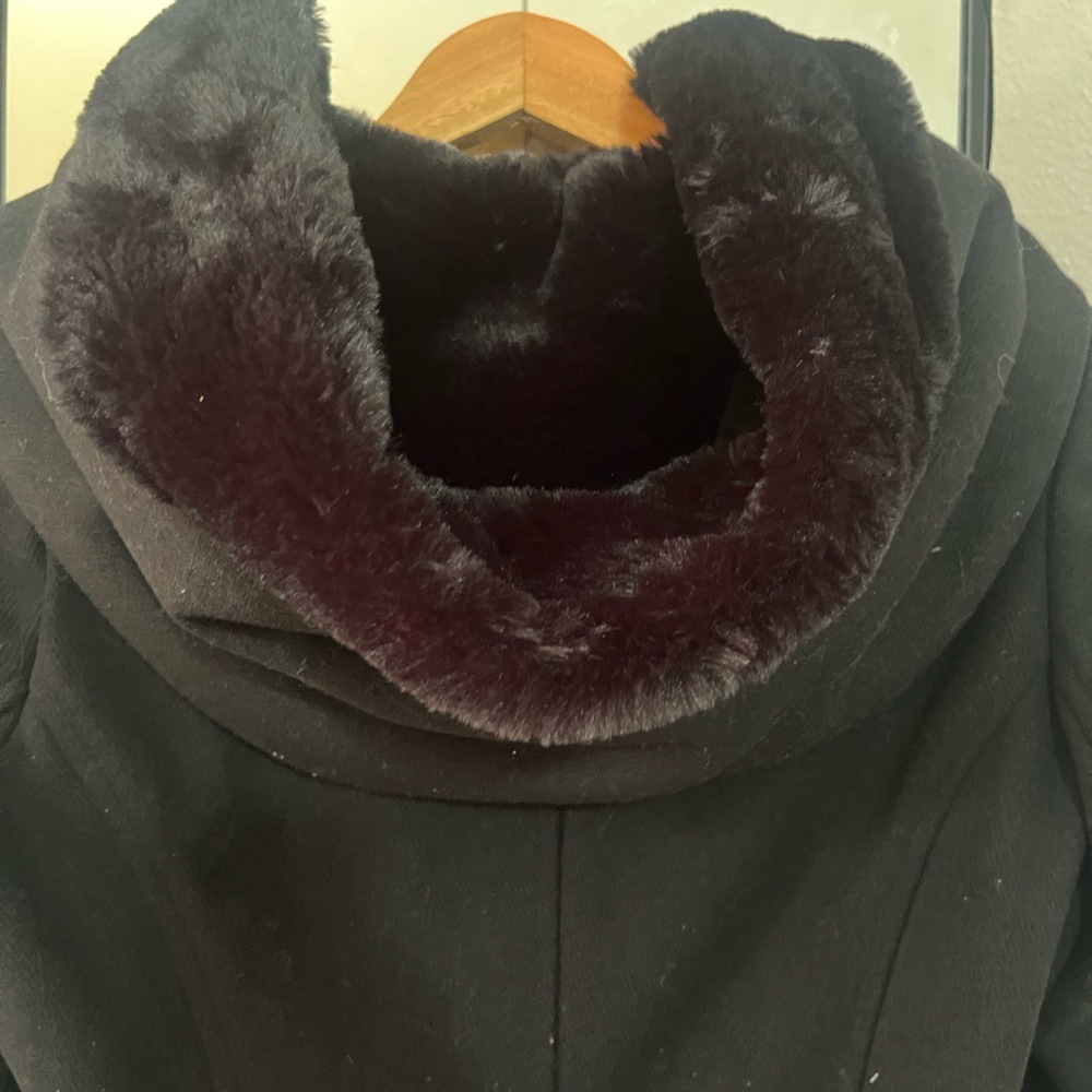 Ricki's Black coat Faux Fur Hood Belt - Picture 7 of 9